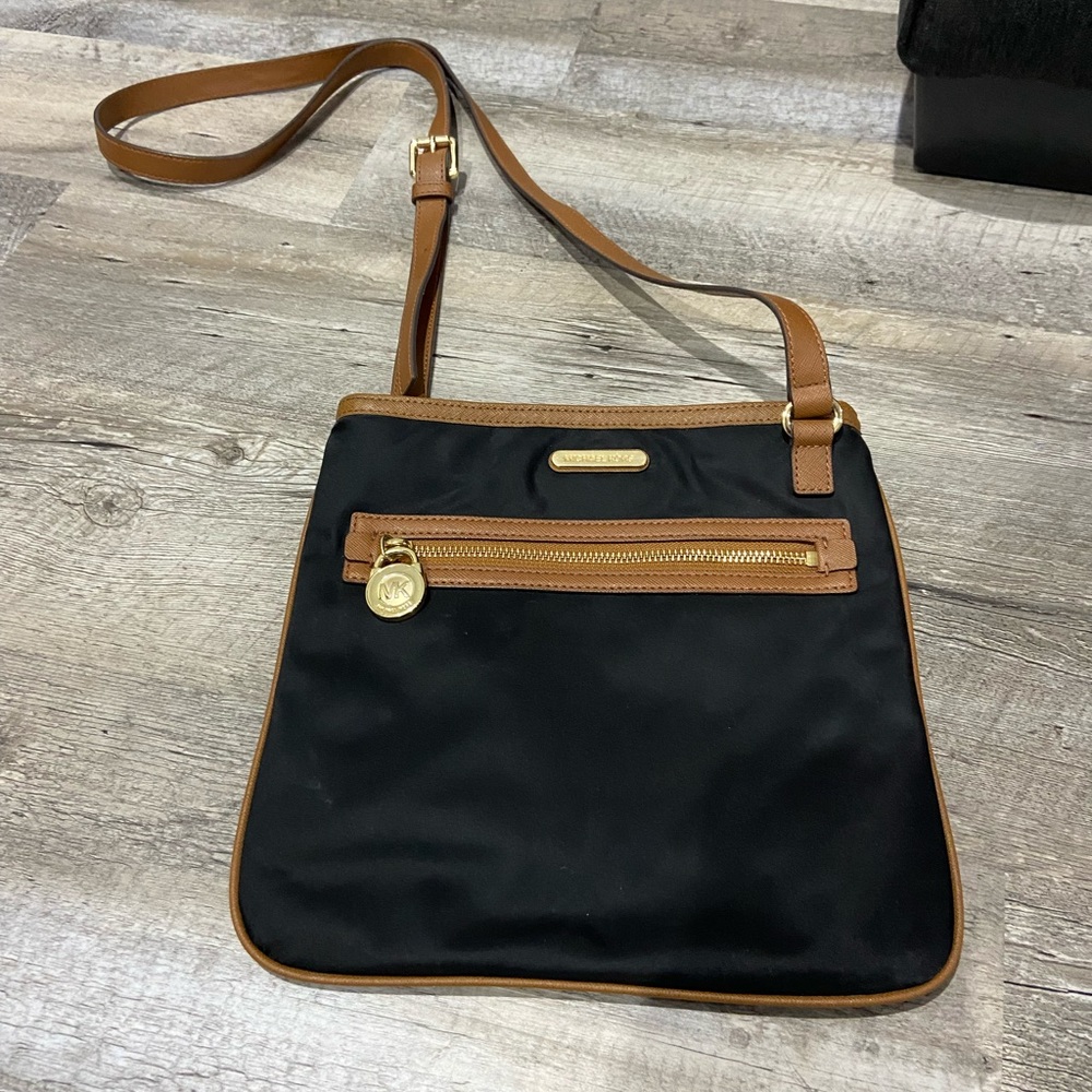 Michael Kors black/tan large crossbody